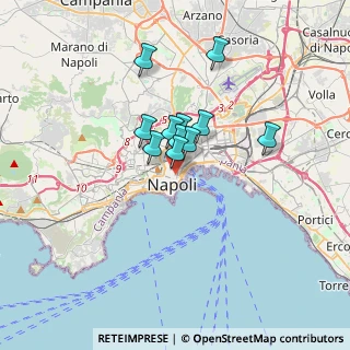 Mappa P.za Municipio, 80121 Napoli NA, Italia (2.41273)