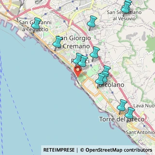 Mappa Piazza S. Pasquale, 80055 Portici NA, Italia (2.45154)