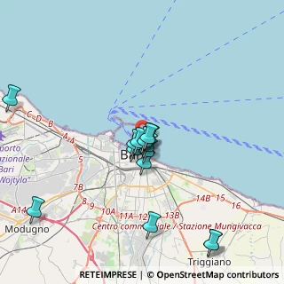 Mappa Vico Cristoforo Colombo, 70122 Bari BA, Italia (3.73643)